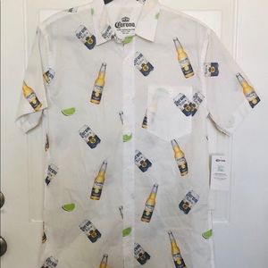 NWT Corona Button Down Short Sleeve M